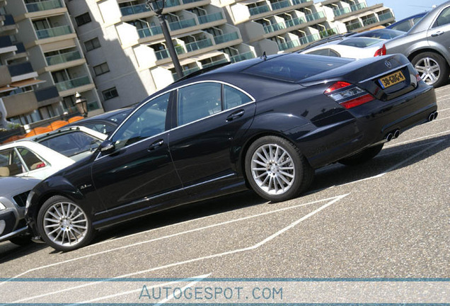 Mercedes-Benz S 63 AMG W221