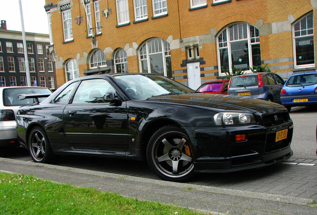 Nissan Skyline R34 GT-R V-Spec