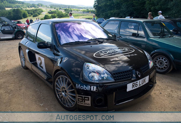 Renault Clio V6 Phase II