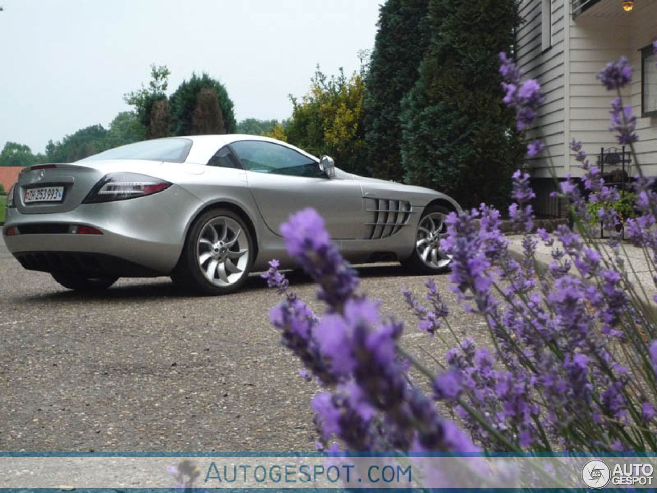 Mercedes-Benz SLR McLaren