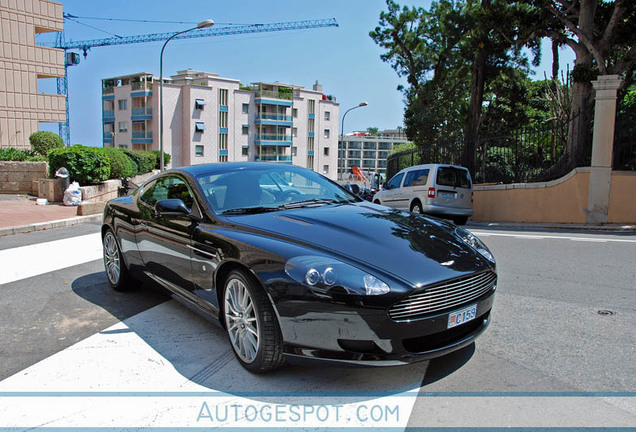 Aston Martin DB9