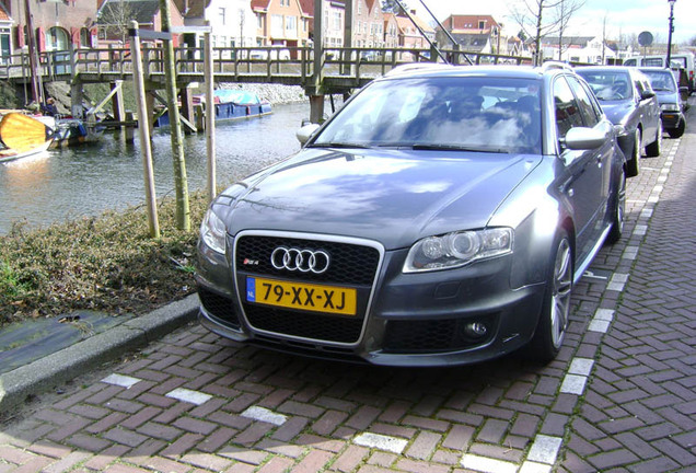 Audi RS4 Avant B7