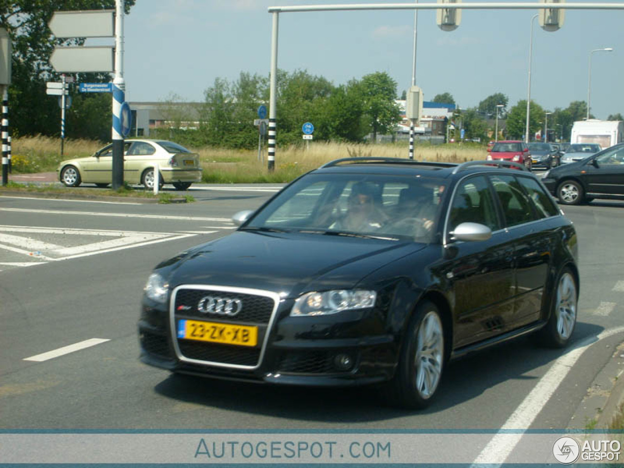 Audi RS4 Avant B7