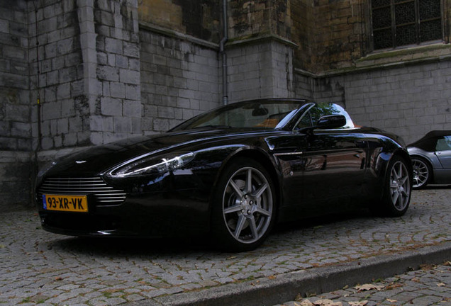 Aston Martin V8 Vantage Roadster