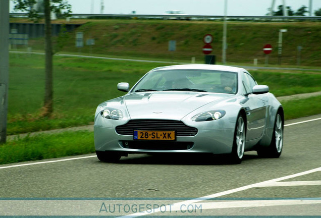 Aston Martin V8 Vantage