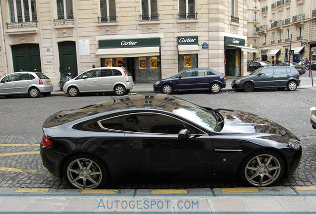 Aston Martin V8 Vantage