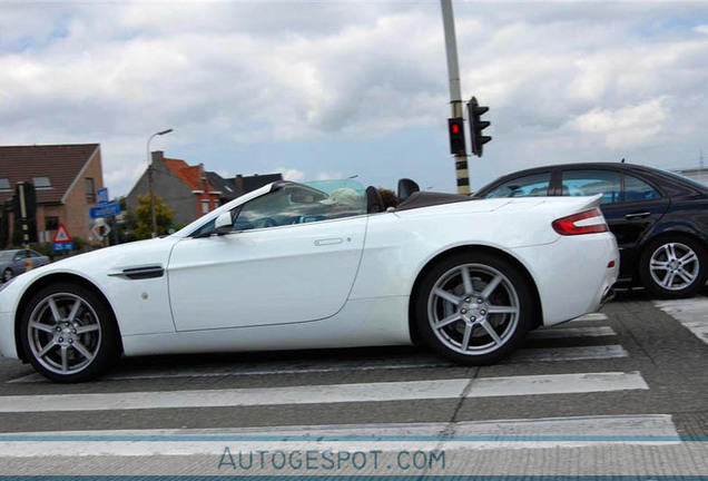 Aston Martin V8 Vantage Roadster