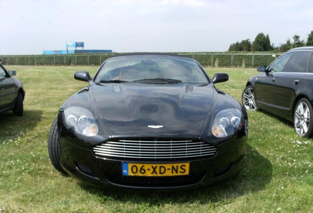 Aston Martin DB9 Volante