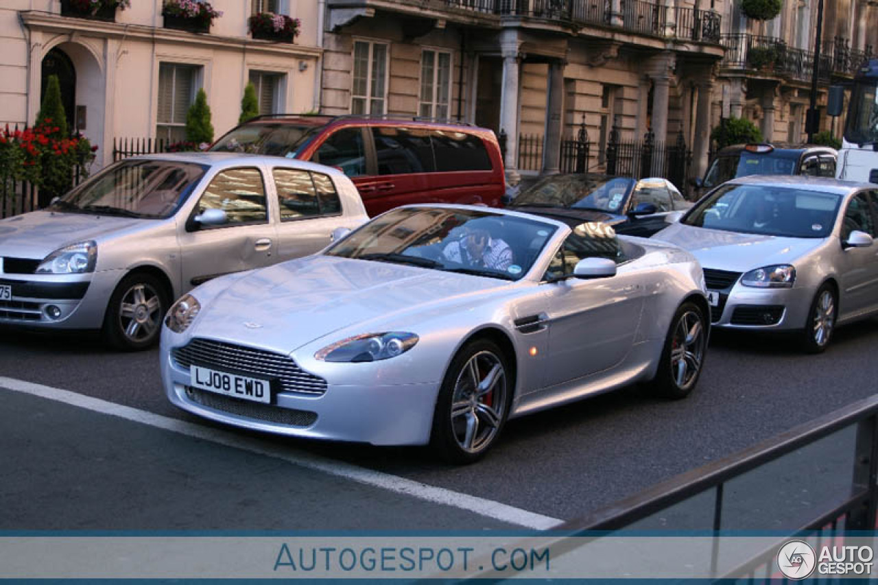 Aston Martin V8 Vantage N400 Roadster