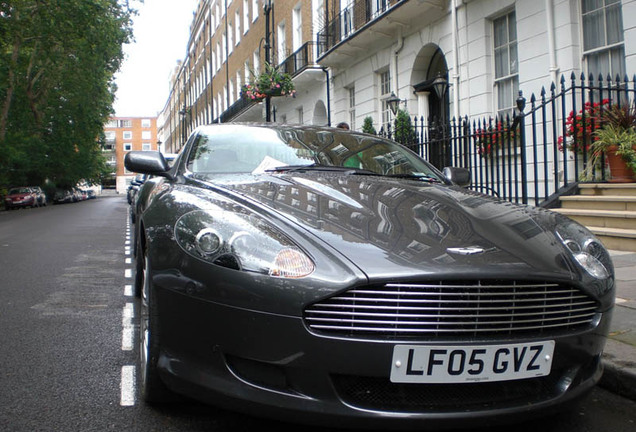 Aston Martin DB9