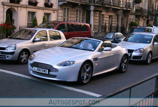 Aston Martin V8 Vantage N400 Roadster