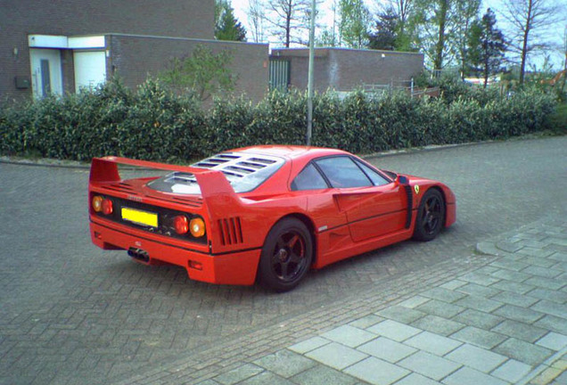 Ferrari F40