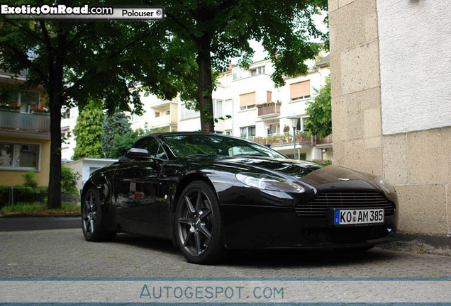 Aston Martin V8 Vantage Roadster