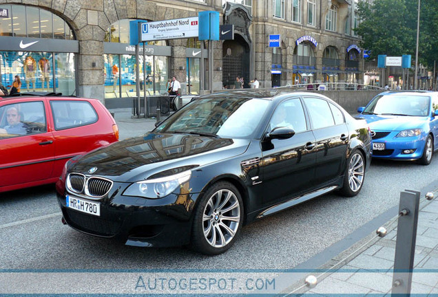 BMW M5 E60 2005