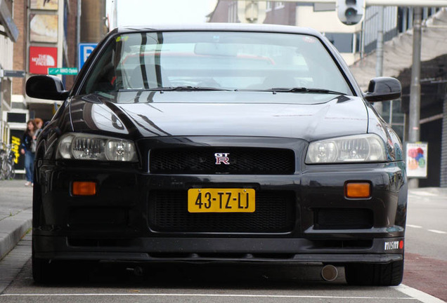 Nissan Skyline R34 GT-R V-Spec