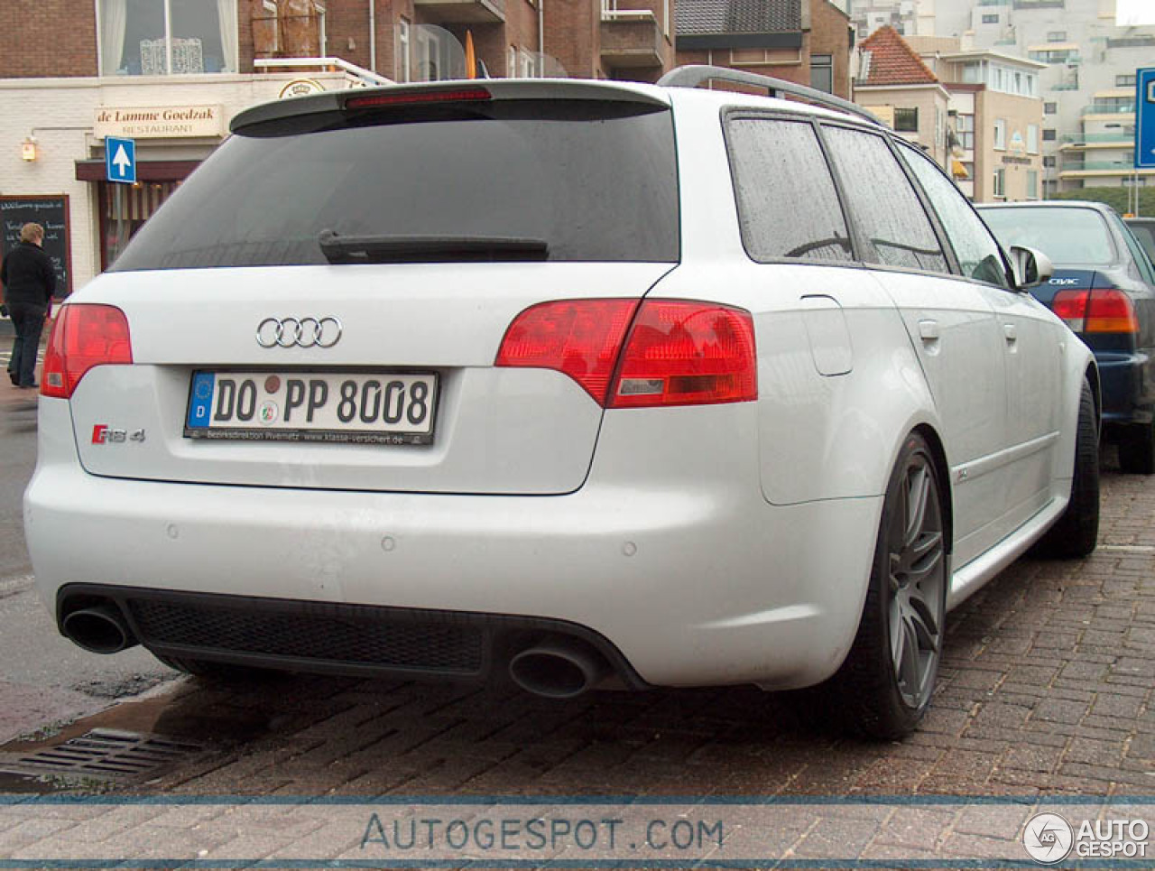 Audi RS4 Avant B7