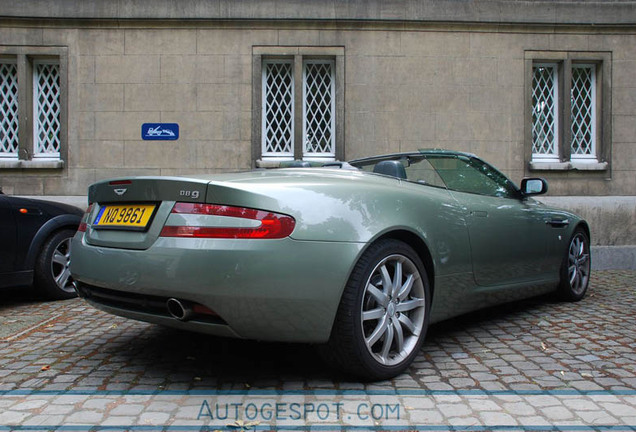 Aston Martin DB9 Volante