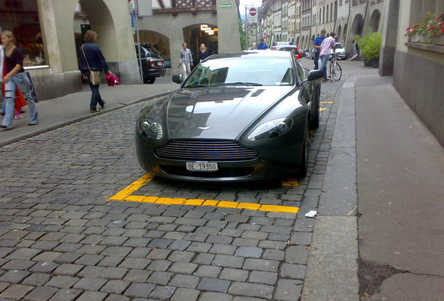 Aston Martin V8 Vantage