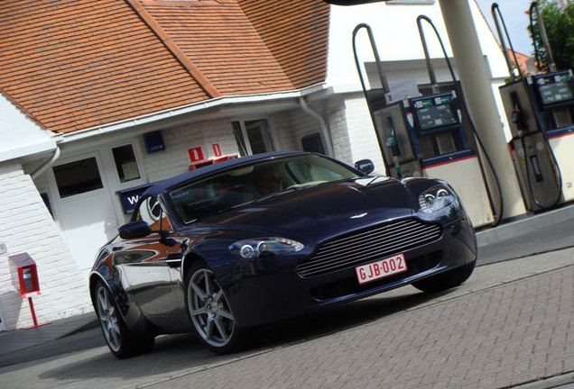 Aston Martin V8 Vantage Roadster