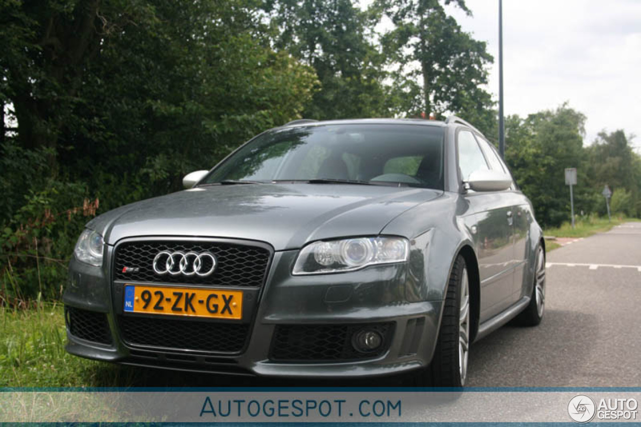 Audi RS4 Avant B7