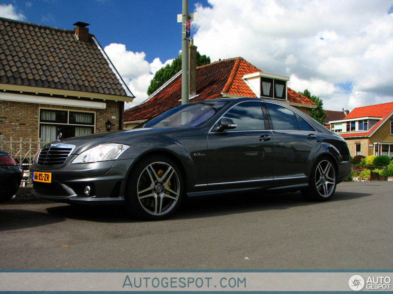 Mercedes-Benz S 63 AMG W221