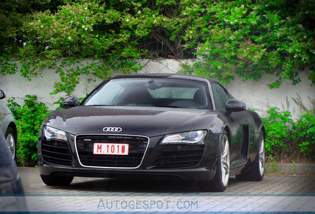 Audi R8