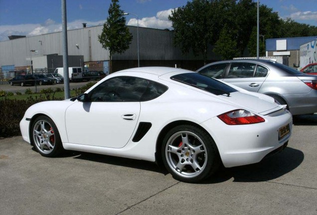 Porsche 987 Cayman S