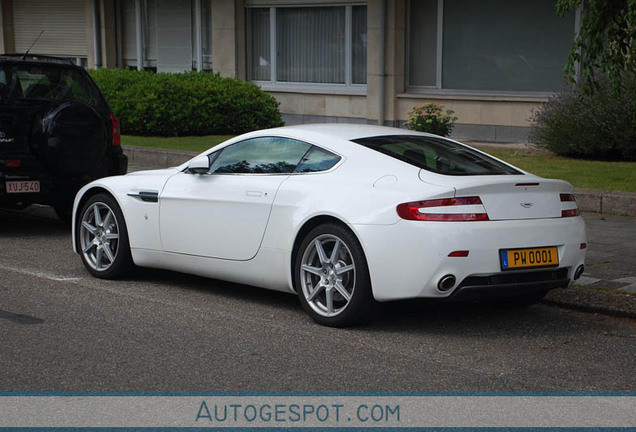 Aston Martin V8 Vantage