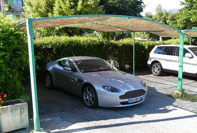 Aston Martin V8 Vantage