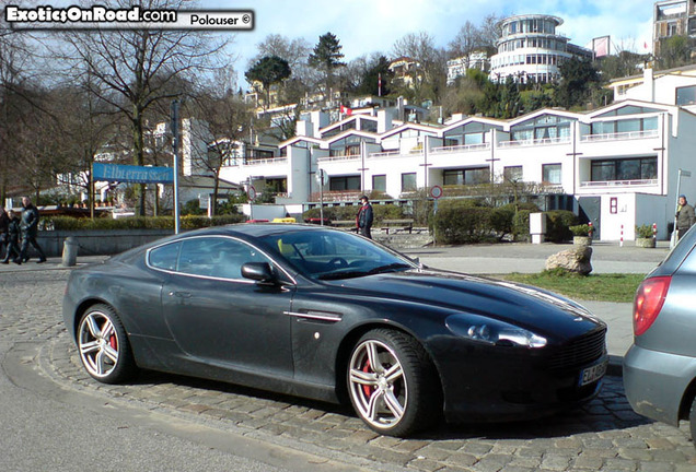 Aston Martin DB9