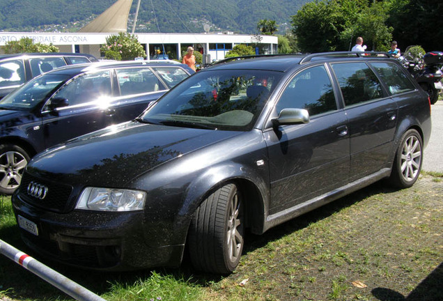 Audi RS6 Avant C5