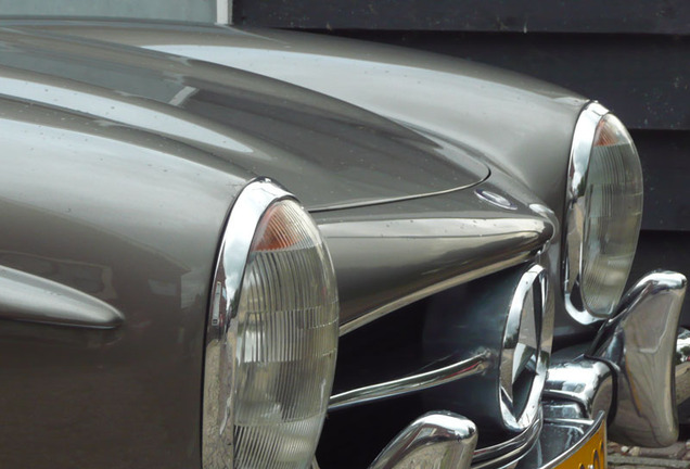 Mercedes-Benz 300SL Roadster