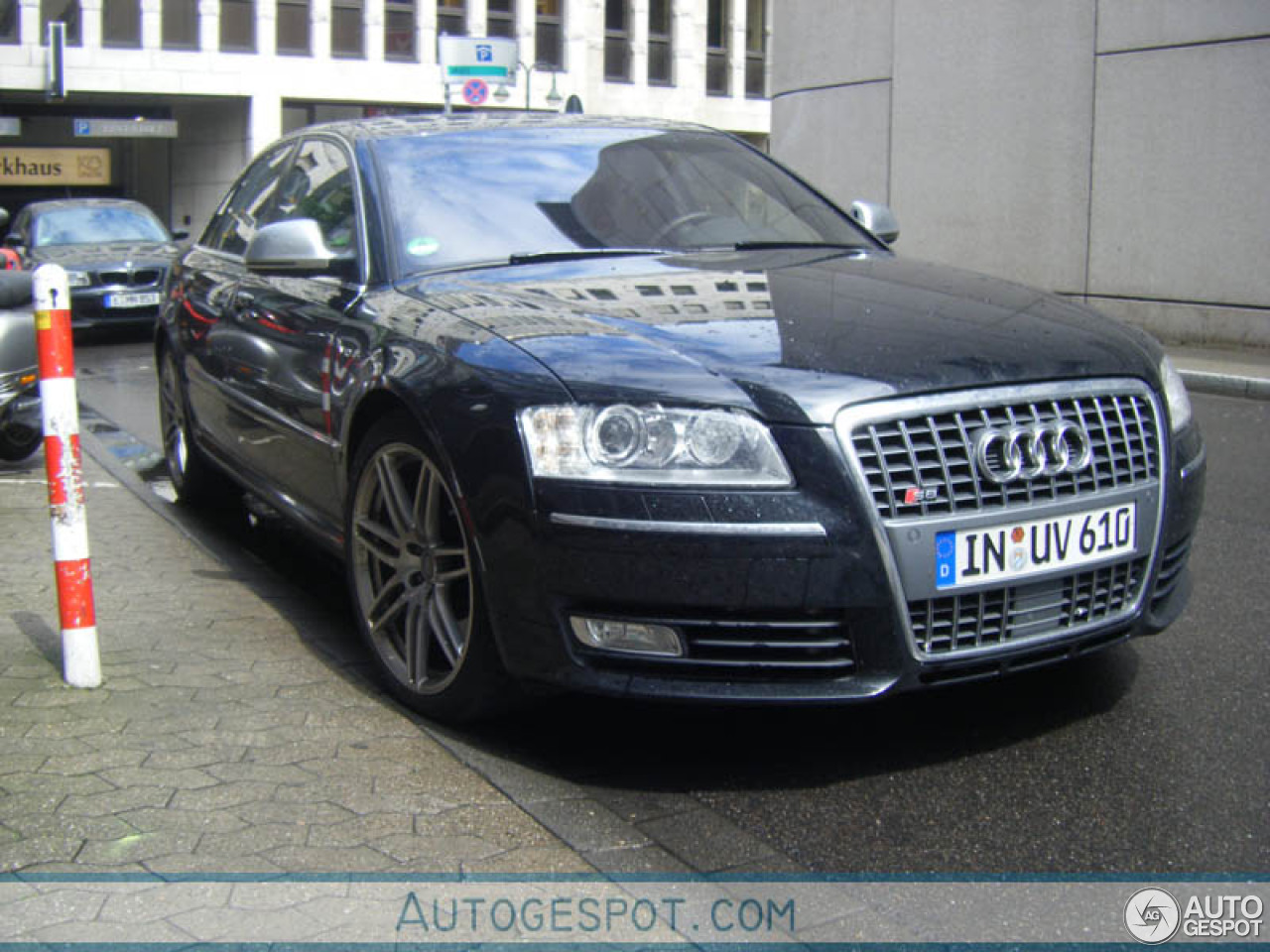 Audi S8 D3