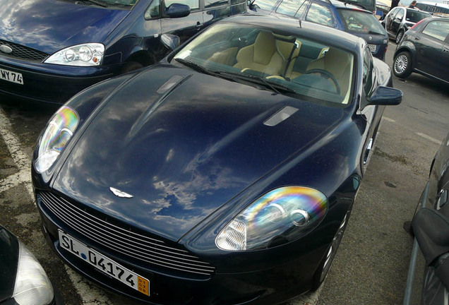 Aston Martin DB9