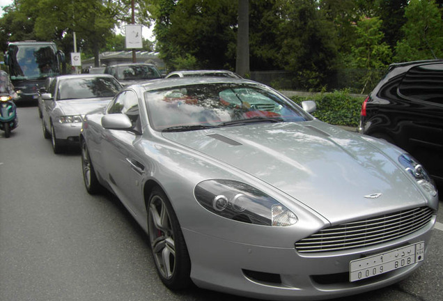 Aston Martin DB9