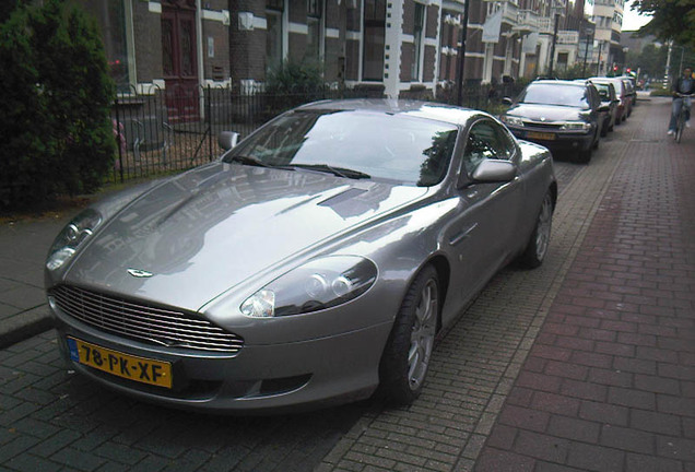 Aston Martin DB9