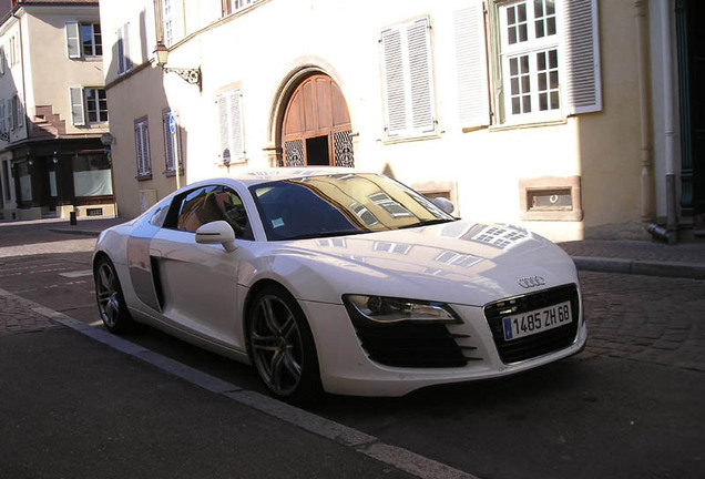 Audi R8