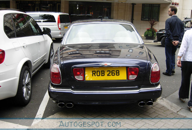 Bentley Arnage Le Mans Series