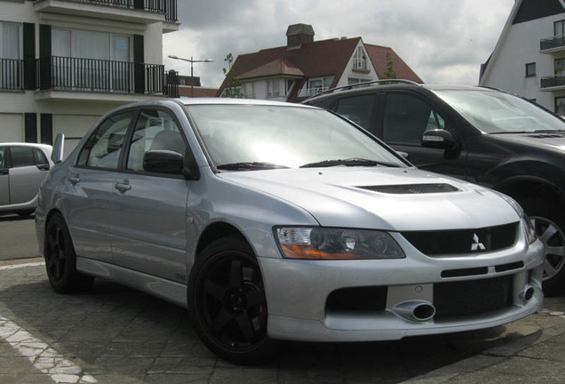 Mitsubishi Lancer Evolution IX