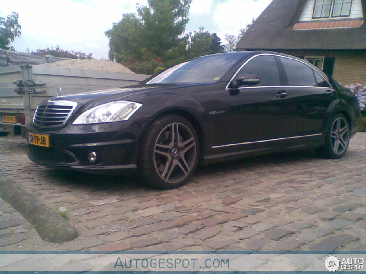 Mercedes-Benz S 65 AMG V221