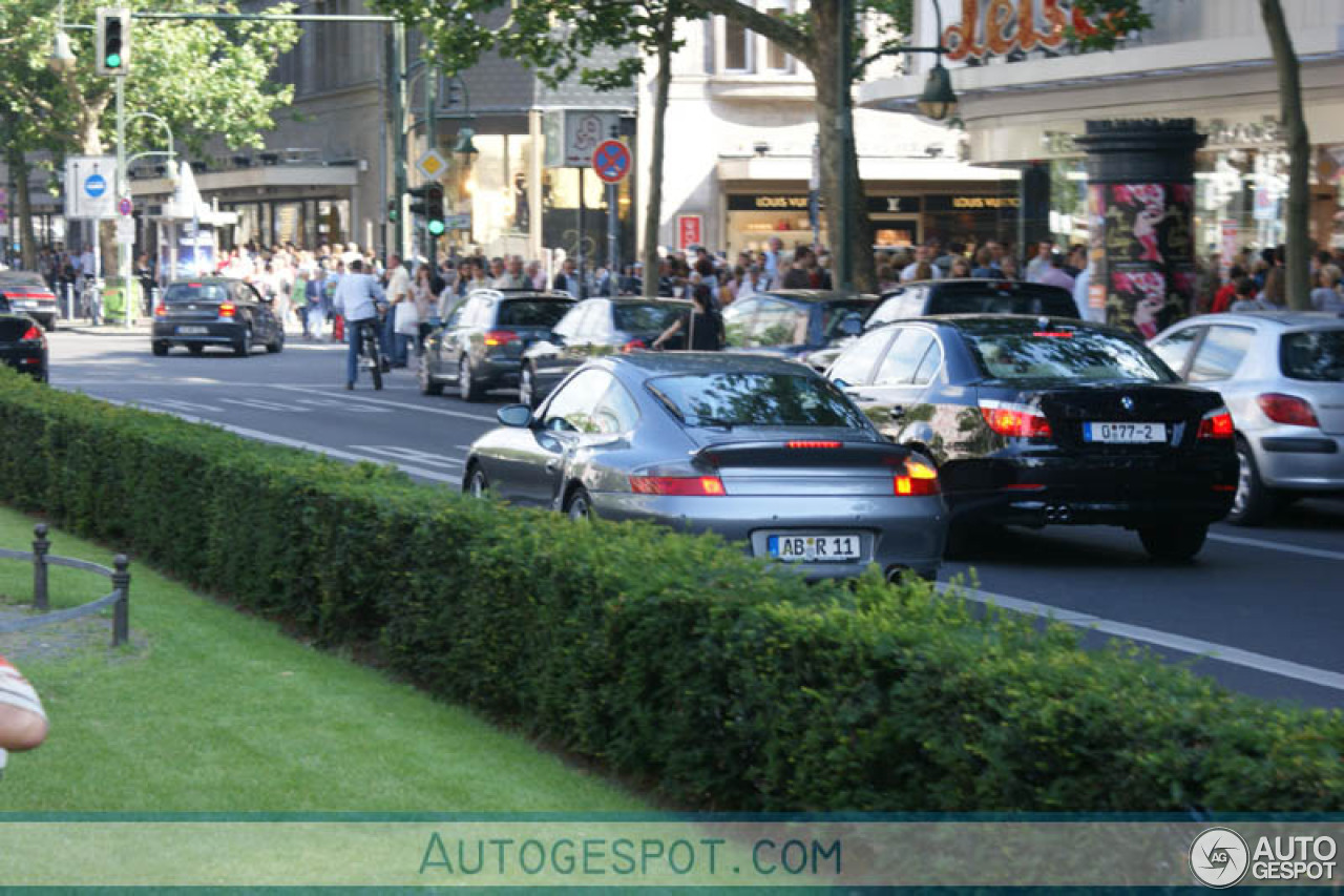 Porsche 996 Turbo