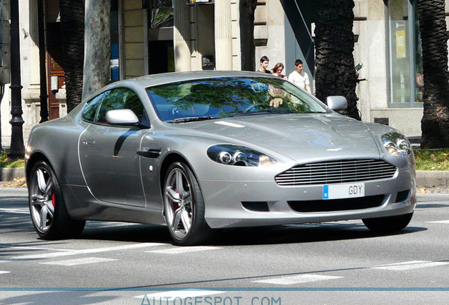 Aston Martin DB9 LM