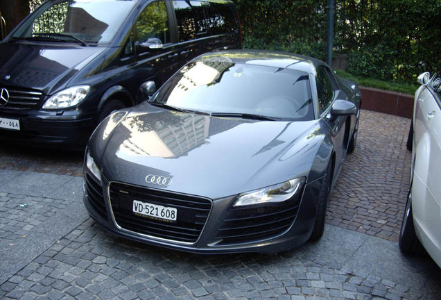 Audi R8