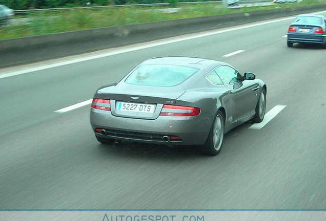 Aston Martin DB9