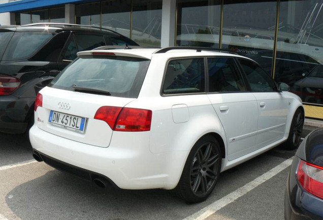 Audi RS4 Avant B7