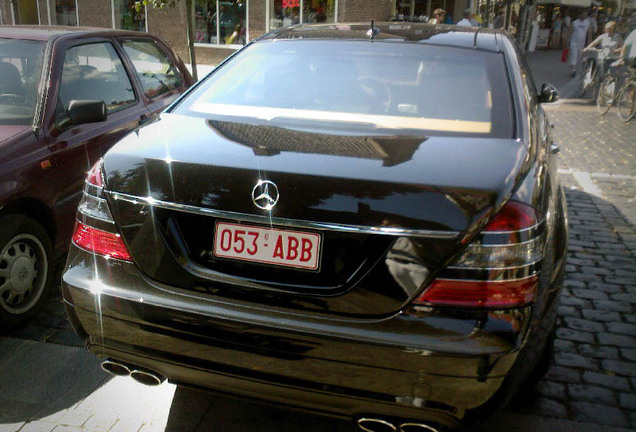 Mercedes-Benz S 63 AMG W221