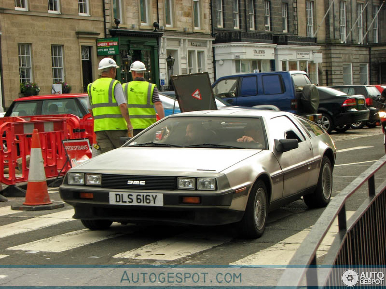 DeLorean DMC-12