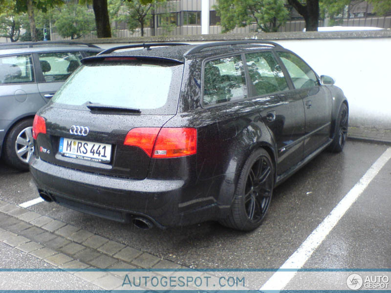 Audi RS4 Avant B7