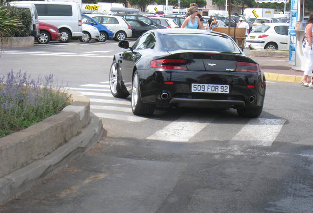 Aston Martin V8 Vantage