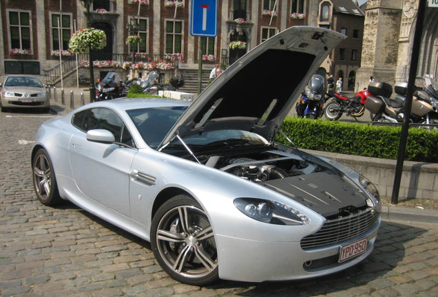 Aston Martin V8 Vantage N400